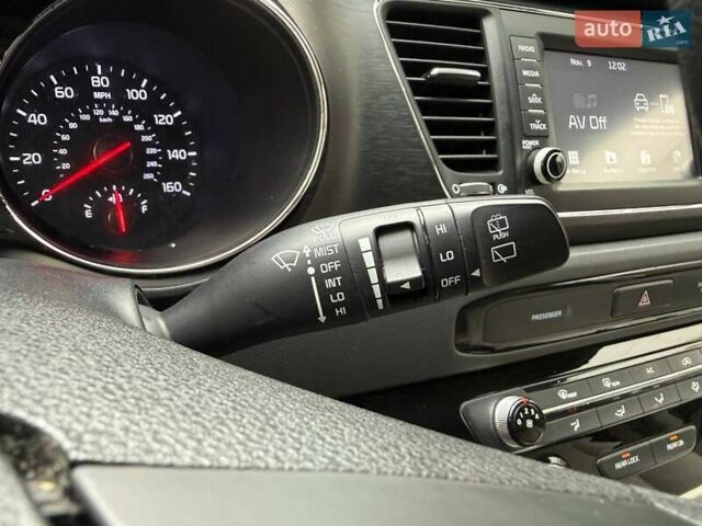 Білий Кіа Седона, об'ємом двигуна 3.34 л та пробігом 90 тис. км за 21990 $, фото 20 на Automoto.ua