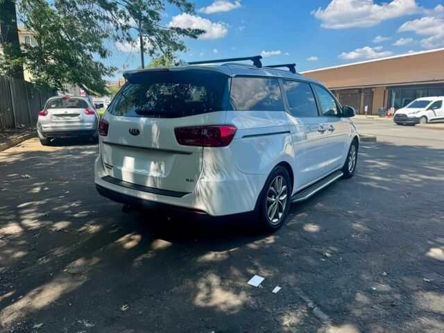 Киа Седона 2019 в Днепре (Днепропетровске) на Automoto.ua Белый Киа Седона, объемом двигателя 3.3 л и пробегом 43 тыс. км за 3000 $, фото 4 на Automoto.ua