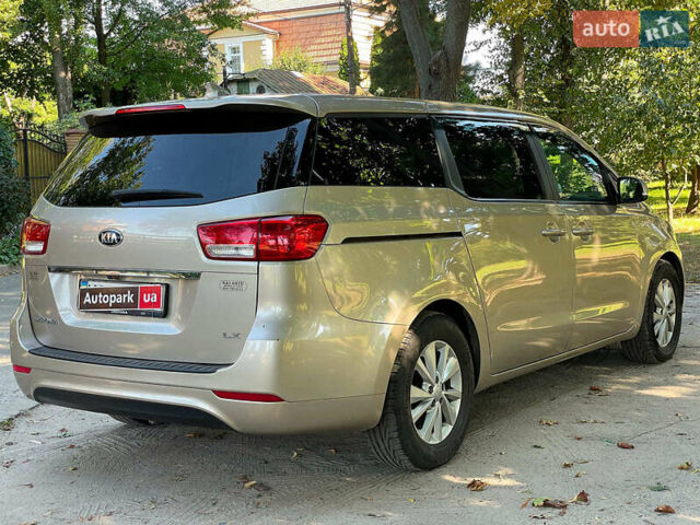 Бежевый Киа Седона, объемом двигателя 3.3 л и пробегом 130 тыс. км за 16690 $, фото 11 на Automoto.ua