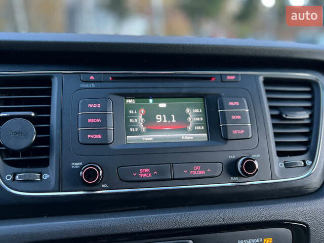 Черный Киа Седона, объемом двигателя 3.34 л и пробегом 181 тыс. км за 13999 $, фото 14 на Automoto.ua