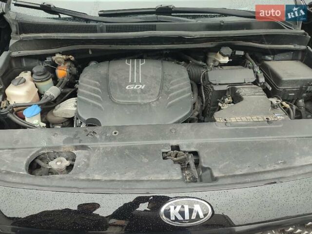 Чорний Кіа Седона, об'ємом двигуна 3.3 л та пробігом 148 тис. км за 13434 $, фото 18 на Automoto.ua