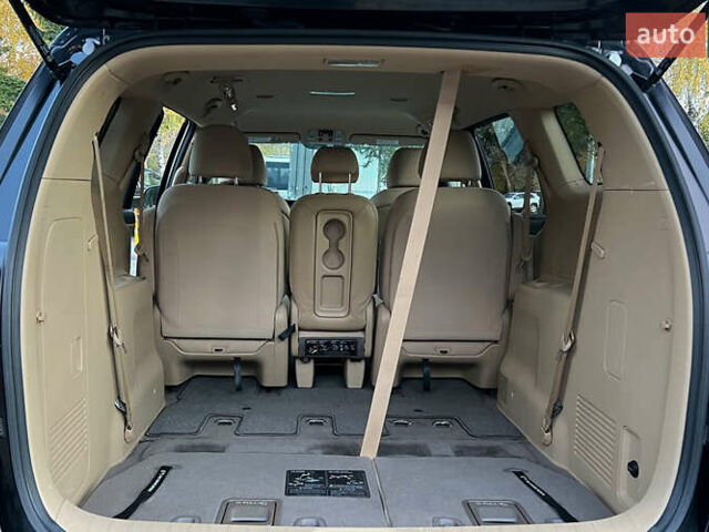 Черный Киа Седона, объемом двигателя 3.34 л и пробегом 181 тыс. км за 13999 $, фото 24 на Automoto.ua