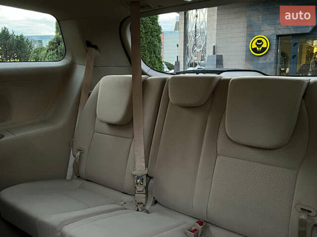 Черный Киа Седона, объемом двигателя 3.34 л и пробегом 181 тыс. км за 13999 $, фото 23 на Automoto.ua