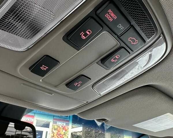 Коричневий Кіа Седона, об'ємом двигуна 3.34 л та пробігом 120 тис. км за 18200 $, фото 36 на Automoto.ua