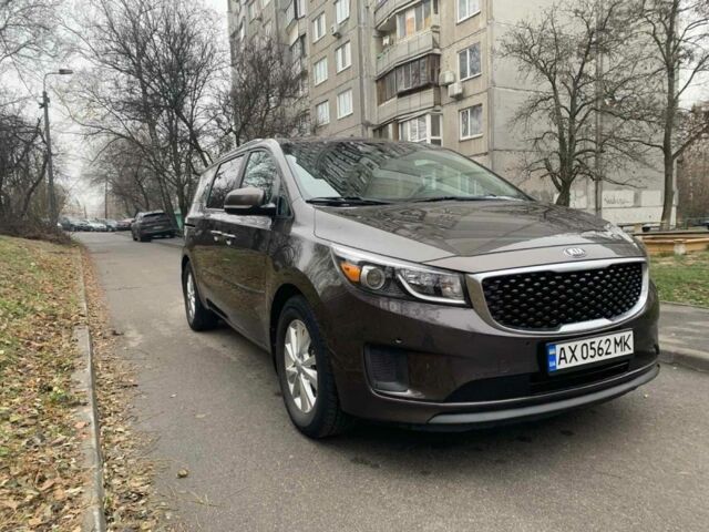 Коричневый Киа Седона, объемом двигателя 3.3 л и пробегом 120 тыс. км за 16500 $, фото 6 на Automoto.ua