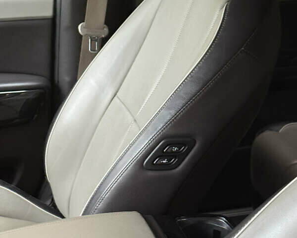 Коричневый Киа Седона, объемом двигателя 3.34 л и пробегом 108 тыс. км за 17000 $, фото 14 на Automoto.ua