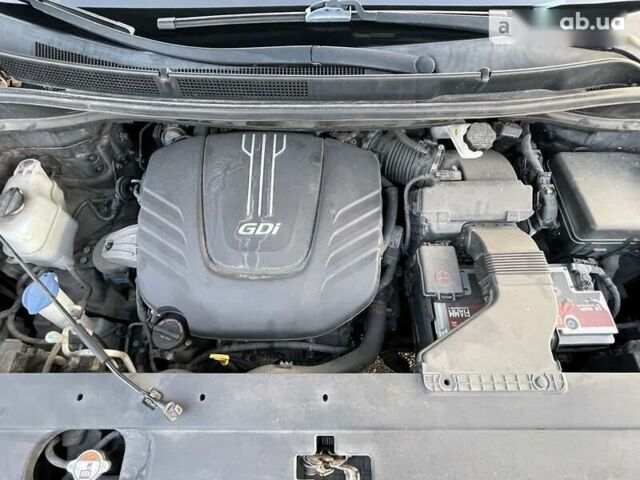 Кіа Седона, об'ємом двигуна 3.3 л та пробігом 134 тис. км за 18400 $, фото 3 на Automoto.ua