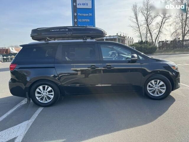 Киа Седона, объемом двигателя 3.3 л и пробегом 177 тыс. км за 14990 $, фото 6 на Automoto.ua