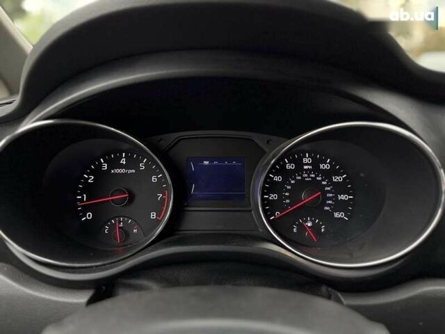 Киа Седона, объемом двигателя 3.3 л и пробегом 125 тыс. км за 15300 $, фото 20 на Automoto.ua