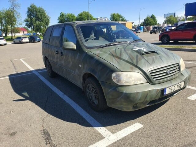 Сірий Кіа Седона, об'ємом двигуна 3 л та пробігом 114 тис. км за 2900 $, фото 8 на Automoto.ua