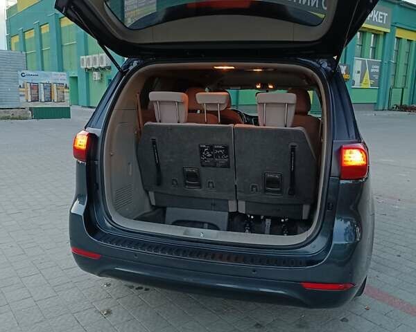 Синій Кіа Седона, об'ємом двигуна 3.34 л та пробігом 200 тис. км за 12500 $, фото 9 на Automoto.ua