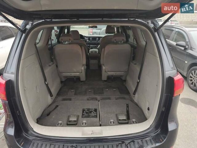 Синій Кіа Седона, об'ємом двигуна 3.34 л та пробігом 230 тис. км за 14000 $, фото 6 на Automoto.ua