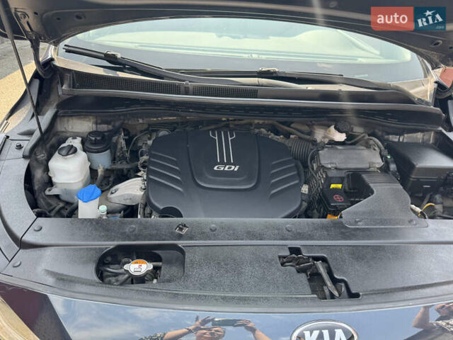 Синий Киа Седона, объемом двигателя 3.34 л и пробегом 50 тыс. км за 18700 $, фото 11 на Automoto.ua