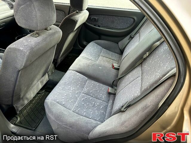 Бежевий Кіа Сефія, об'ємом двигуна 1.6 л та пробігом 0 тис. км за 4500 $, фото 6 на Automoto.ua