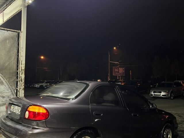 Фиолетовый Киа Сефия, объемом двигателя 1.5 л и пробегом 300 тыс. км за 2680 $, фото 5 на Automoto.ua