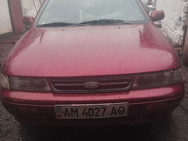 Красный Киа Сефия, объемом двигателя 1.5 л и пробегом 255 тыс. км за 1000 $, фото 2 на Automoto.ua