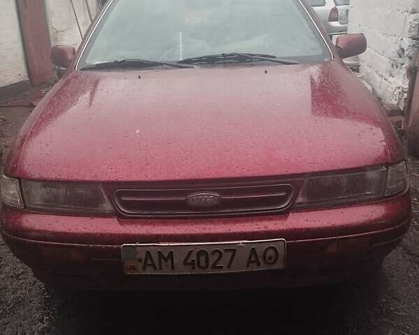 Красный Киа Сефия, объемом двигателя 1.5 л и пробегом 255 тыс. км за 1000 $, фото 2 на Automoto.ua