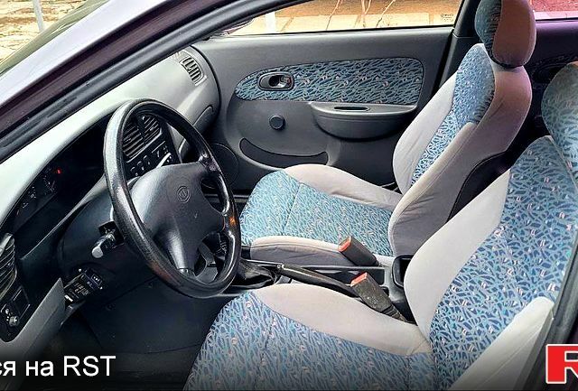 Киа Сефия, объемом двигателя 1.5 л и пробегом 148 тыс. км за 3000 $, фото 5 на Automoto.ua