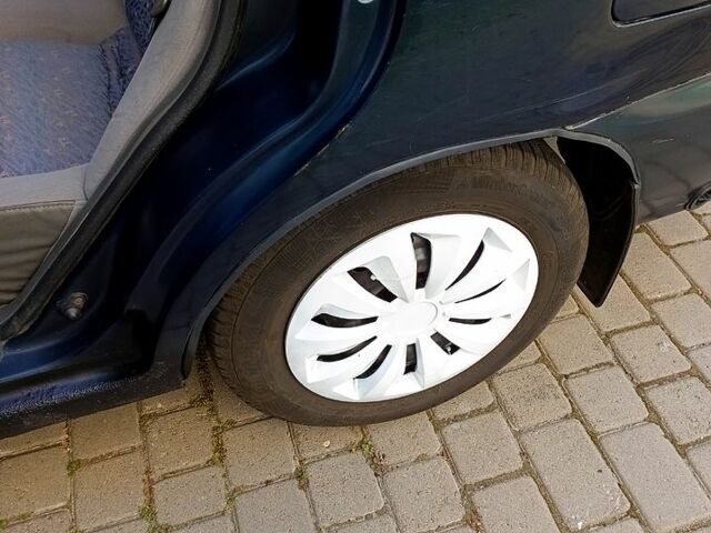 Киа Сефия 1998 в Киеве на Automoto.ua Киа Сефия, объемом двигателя 1.5 л и пробегом 269 тыс. км за 1299 $, фото 5 на Automoto.ua