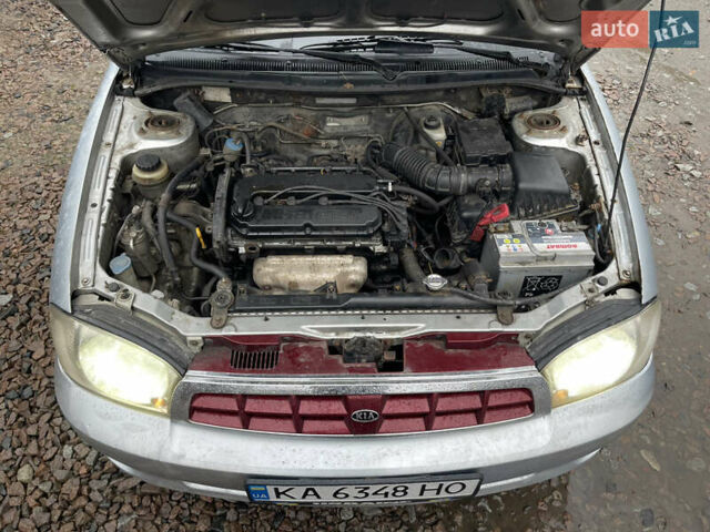 Серый Киа Сефия, объемом двигателя 1.6 л и пробегом 301 тыс. км за 1200 $, фото 16 на Automoto.ua