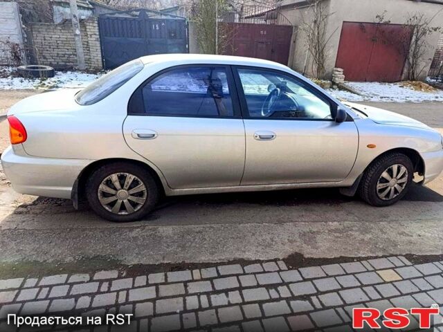 Киа Сефия 2003 в Одессе на Automoto.ua Серый Киа Сефия, объемом двигателя 1.6 л и пробегом 220 тыс. км за 2300 $, фото 1 на Automoto.ua