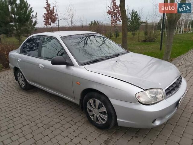 Серый Киа Сефия, объемом двигателя 1.6 л и пробегом 340 тыс. км за 2100 $, фото 2 на Automoto.ua