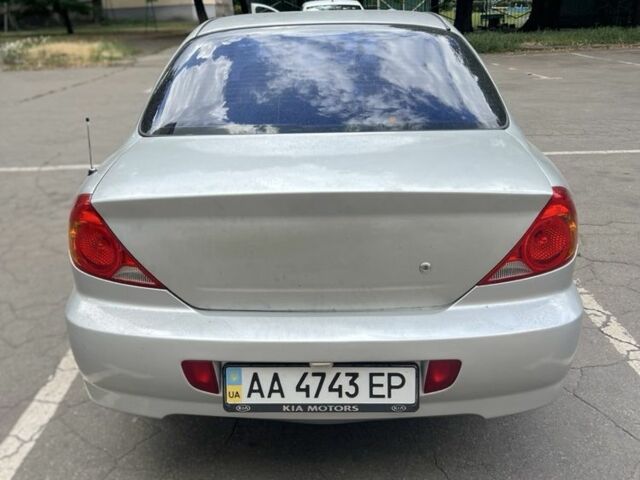 Серый Киа Сефия, объемом двигателя 1.6 л и пробегом 350 тыс. км за 2000 $, фото 3 на Automoto.ua