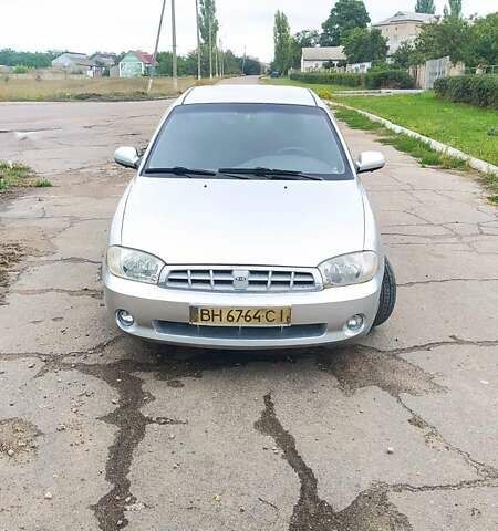 Серый Киа Сефия, объемом двигателя 1.6 л и пробегом 380 тыс. км за 3500 $, фото 4 на Automoto.ua