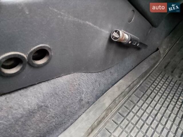 Серый Киа Сефия, объемом двигателя 1.6 л и пробегом 340 тыс. км за 2100 $, фото 13 на Automoto.ua