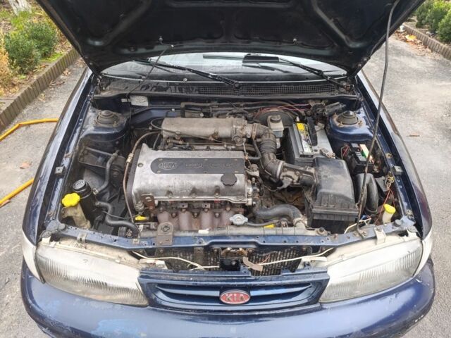 Синий Киа Сефия, объемом двигателя 1.8 л и пробегом 235 тыс. км за 1000 $, фото 7 на Automoto.ua