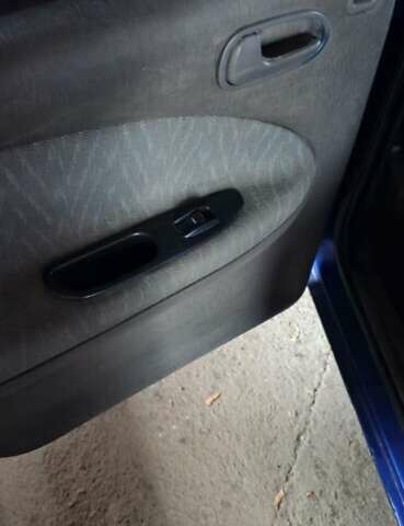 Синий Киа Сефия, объемом двигателя 0 л и пробегом 380 тыс. км за 1700 $, фото 3 на Automoto.ua