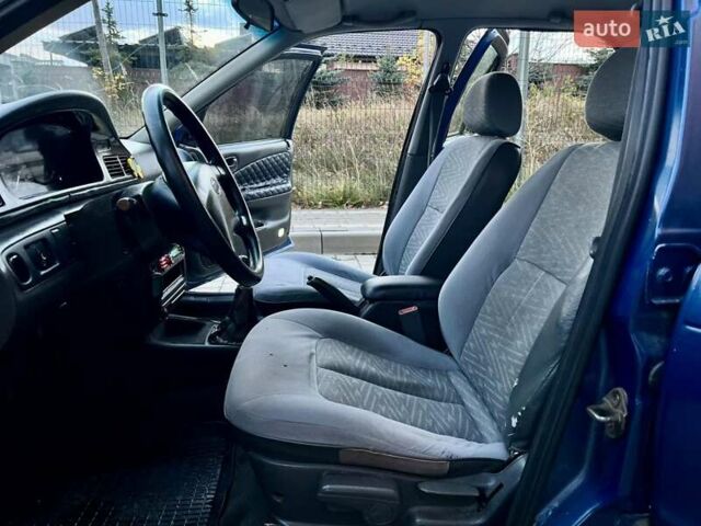 Синий Киа Сефия, объемом двигателя 1.5 л и пробегом 340 тыс. км за 1450 $, фото 8 на Automoto.ua