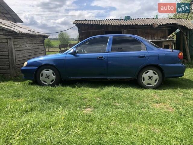 Синий Киа Сефия, объемом двигателя 1.5 л и пробегом 300 тыс. км за 1000 $, фото 3 на Automoto.ua