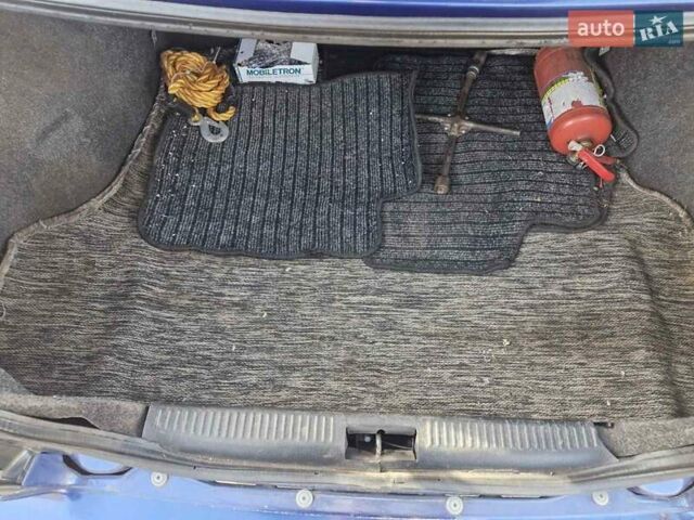 Синий Киа Сефия, объемом двигателя 1.5 л и пробегом 659 тыс. км за 1890 $, фото 6 на Automoto.ua