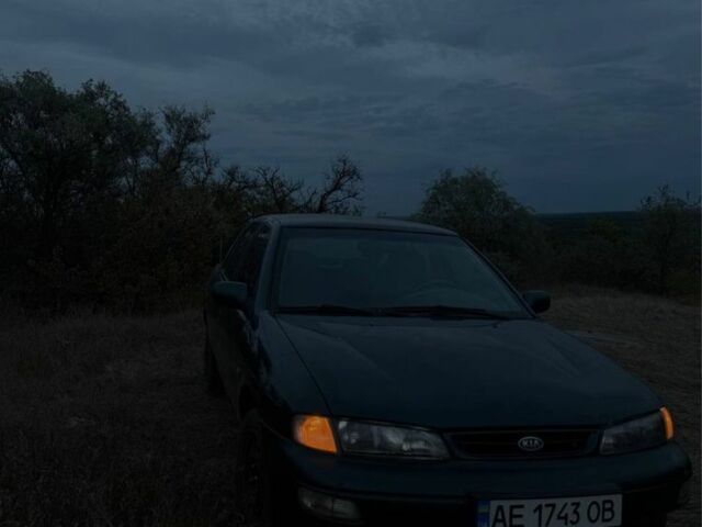 Зеленый Киа Сефия, объемом двигателя 1.5 л и пробегом 300 тыс. км за 2500 $, фото 1 на Automoto.ua