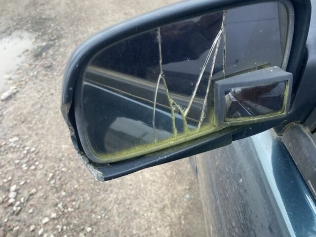 Зеленый Киа Сефия, объемом двигателя 1.6 л и пробегом 320 тыс. км за 870 $, фото 8 на Automoto.ua