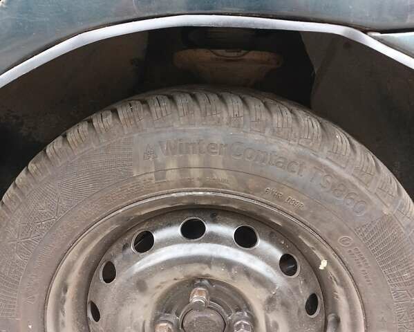 Зелений Кіа Сефія, об'ємом двигуна 1.5 л та пробігом 269 тис. км за 1299 $, фото 52 на Automoto.ua
