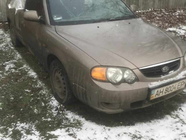 Бежевый Киа Шума, объемом двигателя 1.6 л и пробегом 3 тыс. км за 792 $, фото 1 на Automoto.ua