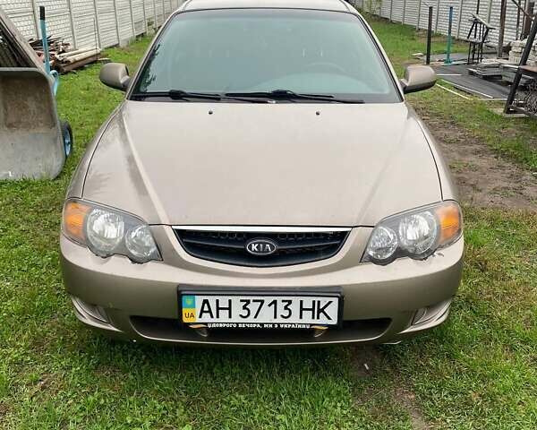 Бежевый Киа Шума, объемом двигателя 1.59 л и пробегом 270 тыс. км за 2800 $, фото 8 на Automoto.ua