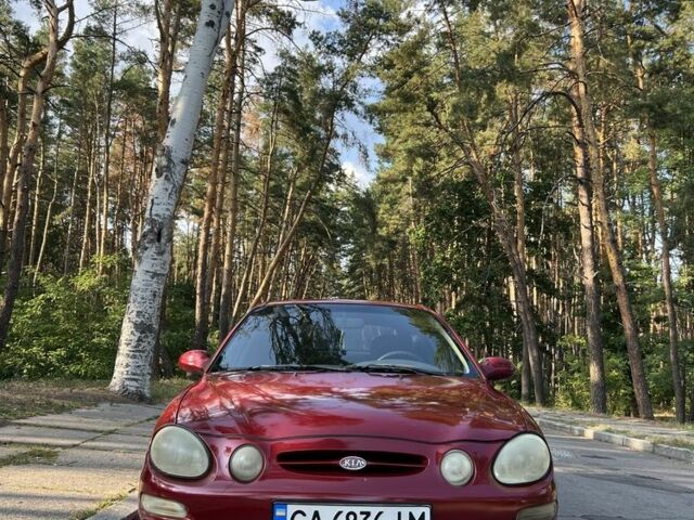 Красный Киа Шума, объемом двигателя 1.5 л и пробегом 215 тыс. км за 1700 $, фото 4 на Automoto.ua