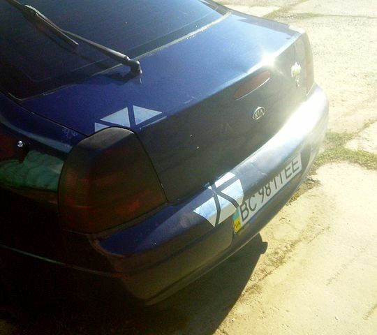 Киа Шума, объемом двигателя 1.5 л и пробегом 316 тыс. км за 850 $, фото 1 на Automoto.ua