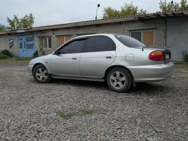 Серый Киа Шума, объемом двигателя 1.5 л и пробегом 290 тыс. км за 1597 $, фото 5 на Automoto.ua