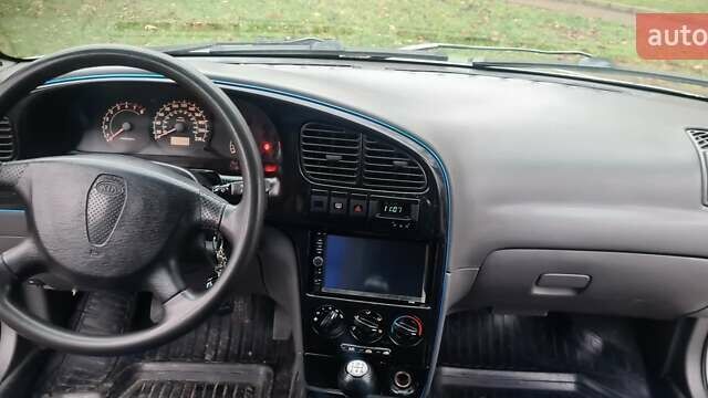 Сірий Кіа Шума, об'ємом двигуна 1.6 л та пробігом 240 тис. км за 1700 $, фото 5 на Automoto.ua