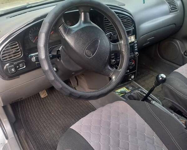 Серый Киа Шума, объемом двигателя 1.6 л и пробегом 313 тыс. км за 3000 $, фото 4 на Automoto.ua