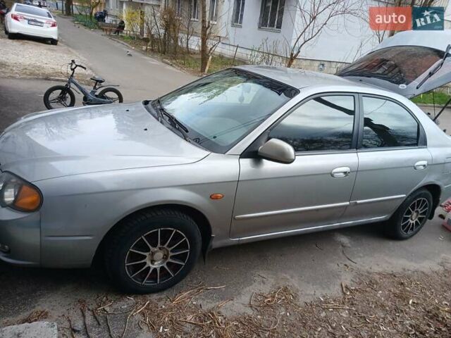 Сірий Кіа Шума, об'ємом двигуна 1.59 л та пробігом 239 тис. км за 1600 $, фото 3 на Automoto.ua
