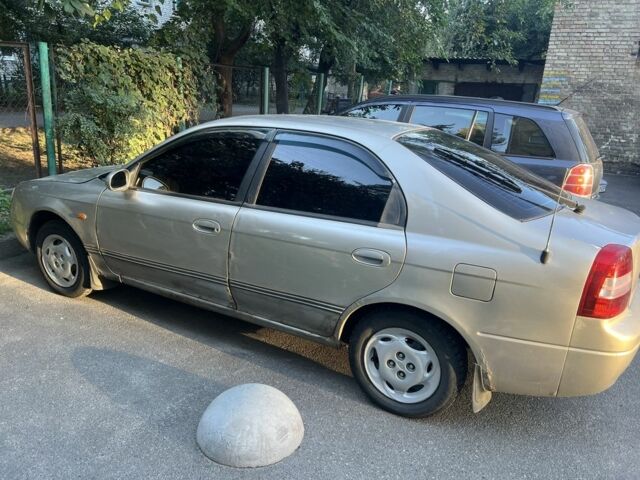 Серый Киа Шума, объемом двигателя 1.5 л и пробегом 200 тыс. км за 1790 $, фото 3 на Automoto.ua