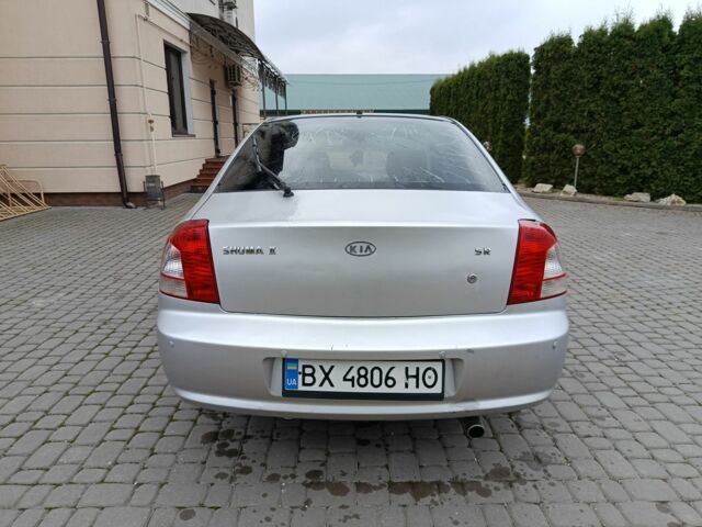 Сірий Кіа Шума, об'ємом двигуна 1.6 л та пробігом 300 тис. км за 2700 $, фото 2 на Automoto.ua