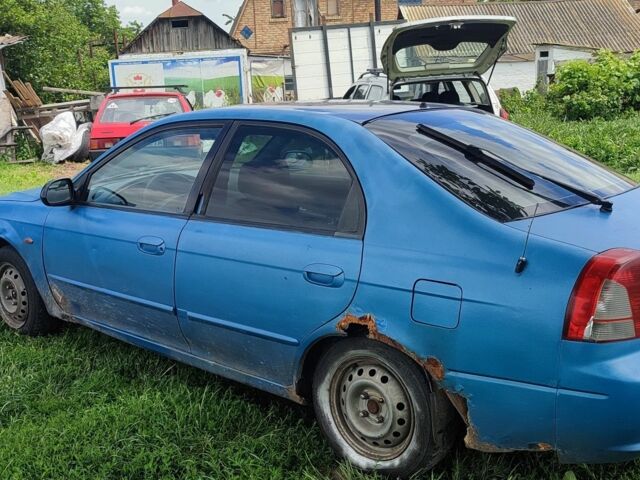 Синій Кіа Шума, об'ємом двигуна 1.6 л та пробігом 560 тис. км за 1500 $, фото 3 на Automoto.ua