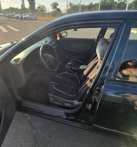 Зеленый Киа Шума, объемом двигателя 1.5 л и пробегом 328 тыс. км за 2300 $, фото 13 на Automoto.ua