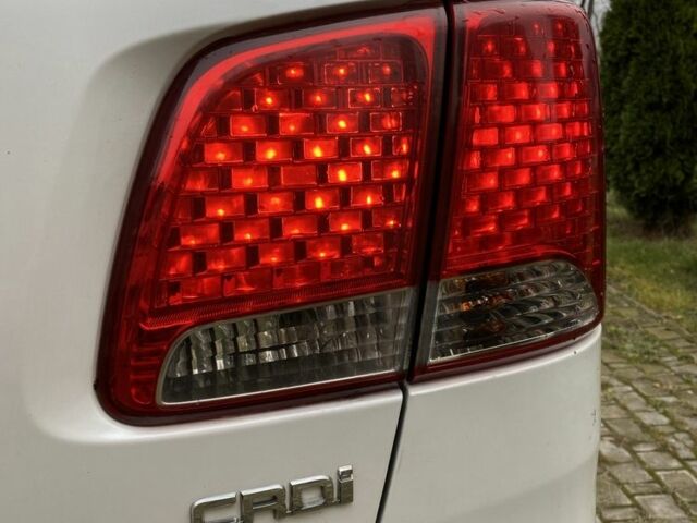 Белый Киа Соренто, объемом двигателя 2.2 л и пробегом 212 тыс. км за 13000 $, фото 5 на Automoto.ua